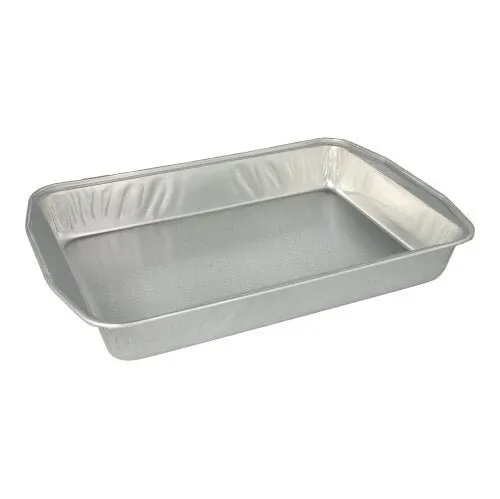 Ein Set mit 5 rechteckigen Starpak-Aluminium-Backformen (3,15 l, 5 x 25 x 36,6 cm, Silber) mit glatter Innenseite und abgerundeten Kanten, in Schrumpffolie verpackt, auf einem schlichten weißen Hintergrund präsentiert.
